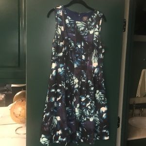 Vince Camuto Dress